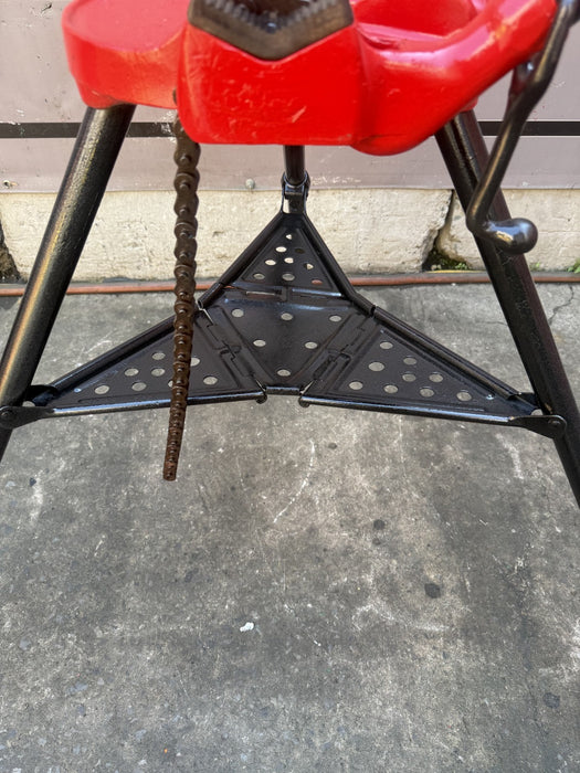 Ridgid 450 Tristand Portable Chain Pipe Vise 1/8" to 5" Tripod Stand Nice #4