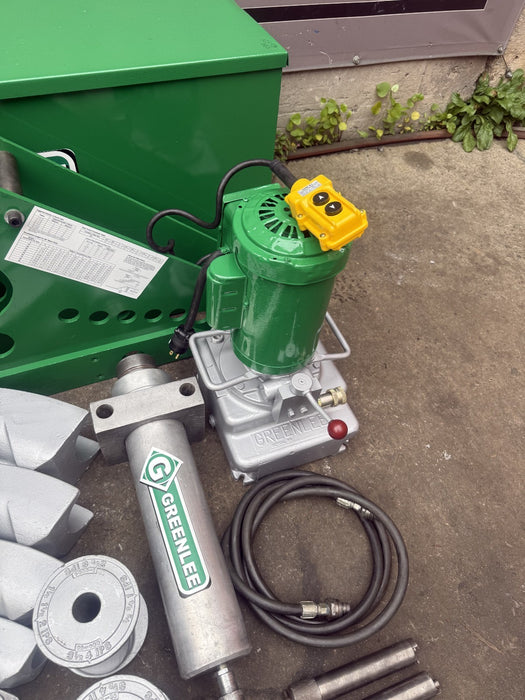 GREENLEE 884 Hydraulic Rigid IPS Bender 1-1/2 to 4 inch.  960 Pump
