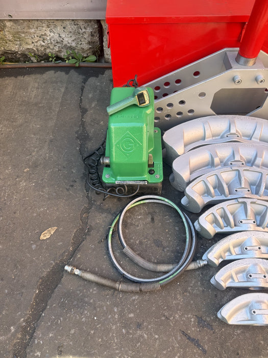 GB ENERPAC 1 1/4 to 4 inch Rigid Hydraulic Pipe Bender.  Greenlee Pump. Nice.