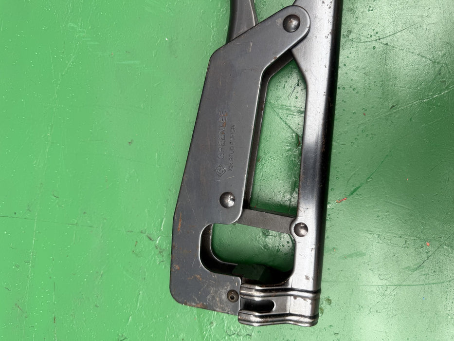 Greenlee 724 Manual Stud Punch 1-1/4" Square Hole Diameter Brand New Open Box #3