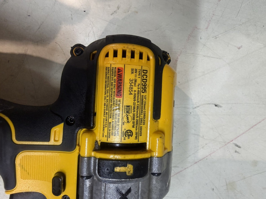 DEWALT DCS380 20V  Cordless Reciprocating Saw, DCD995 Hammer drill, DCB115 Charg