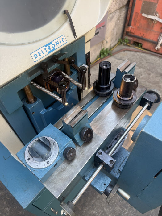Deltronic 14" Optical Comparator DH14-MPC4, Surface Illumination, DRO.