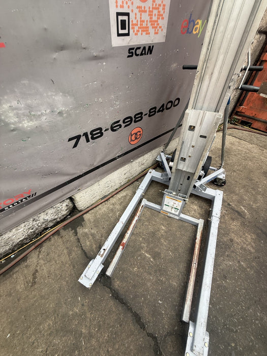 Genie Superlift Contractor, SLC- 12, 650 lbs Load, Lift 12’ 10”, MINT, #2