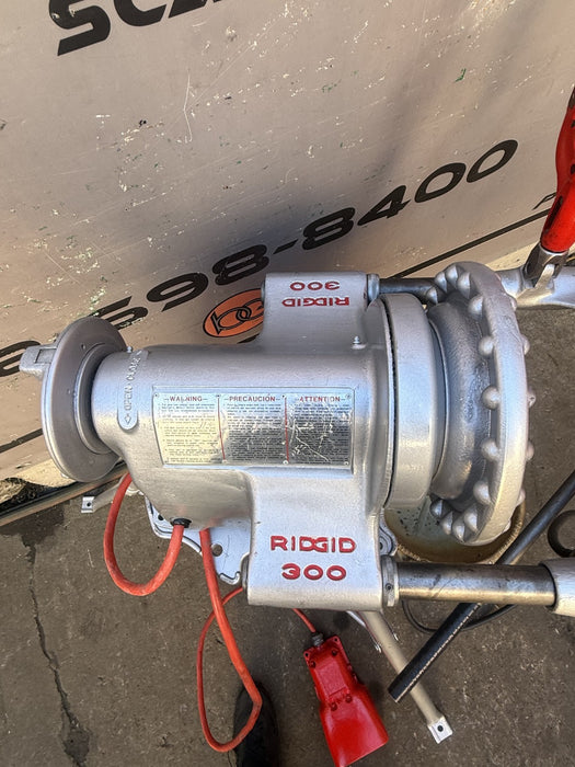 RIDGID 300 Pipe Threader Treading Machine. Oiler, Die, Cutter, Stand Works Great