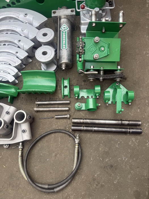 Greenlee 885 Hydraulic Pipe Bender 1-1/4”-5” Rigid Pipe.  Bending Table.  10/8