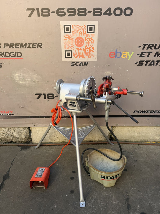 RIDGID 300  Pipe Threader Machine. Tristand. Oiler, Reamer, Die Works Great. 2