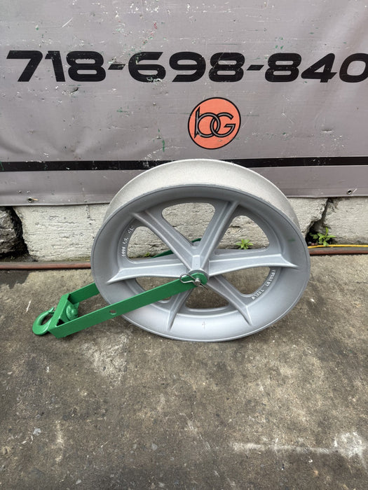 Greenlee 24 inch  4000lbs  Sheave Cable Puller  Tugger.  Works Fine. #4