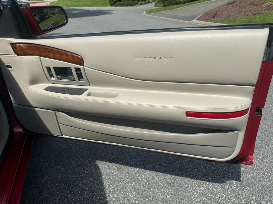 2002 Cadillac Eldorado ESC