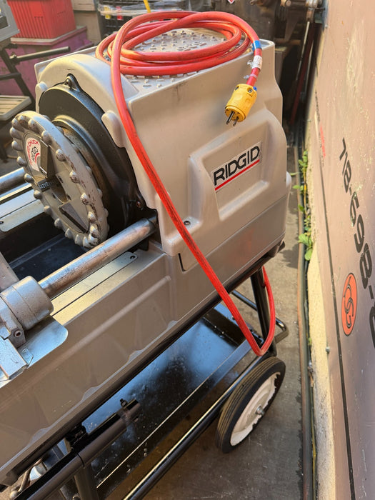 2018  RIDGID 535 V3 Pipe Threading Machine w/ Universal Cart & 811A Dies ET7