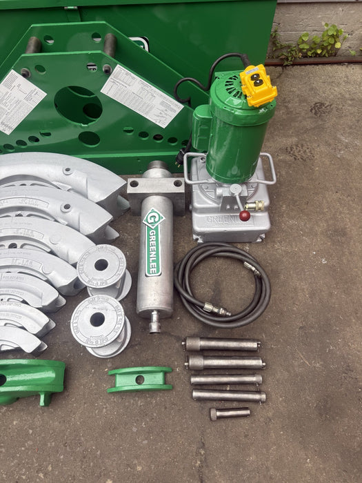 GREENLEE 884 Hydraulic Rigid IPS Bender 1-1/2 to 4 inch.  960 Pump