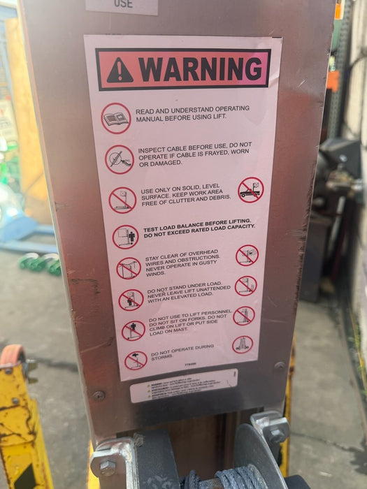Used Sumner 783652 2124 Series 24 ft Contractor Lift 650 lbs Capacity