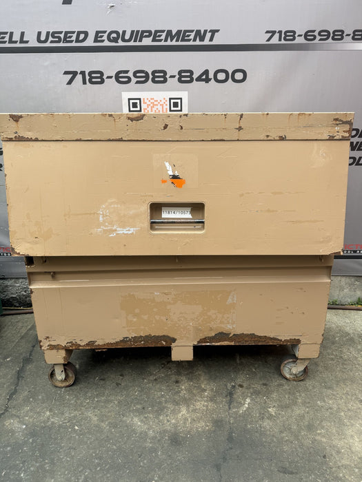 KNAACK 89 Piano-Style Jobsite Box 60"x30"x49" 47.8cu ft.  Good Condition.
