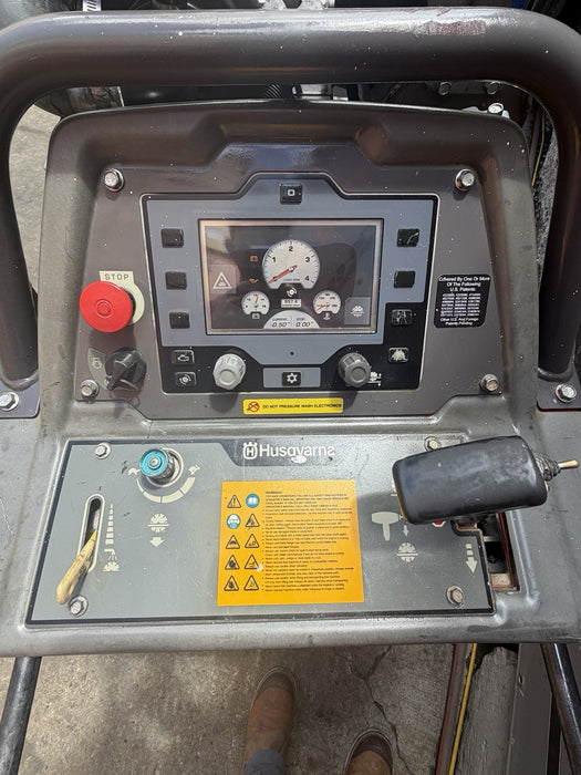 2016 Husqvarna FS-5000D 26" Walk Behind Concrete Saw 657Hours MINT FS5000D