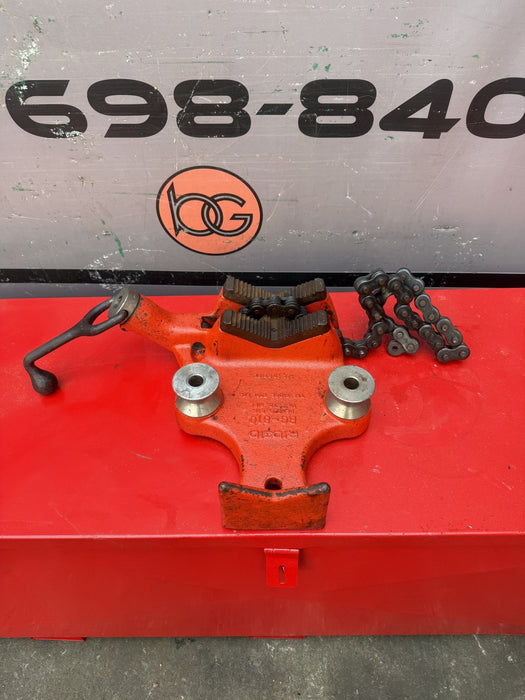 RIDGID 40215 BC-810 Bench Top Screw Chain Vise 8” Pipe Capacity Heavy Duty