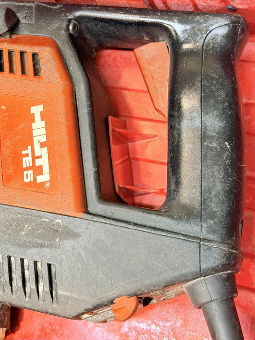 Hilti TE 5 Corded Rotary Hammer Drill 115V  w/ Side Handle & Case