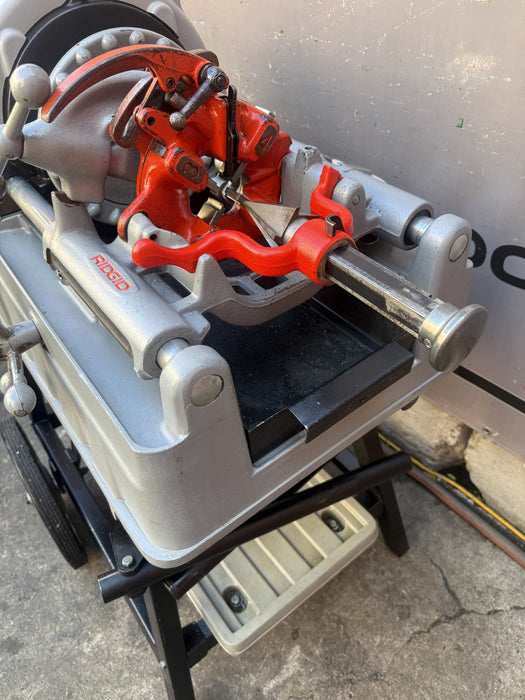 Ridgid 535 Pipe Threader 1/2" to 2" Pipe Threading Machine 811 Die Head. Great.