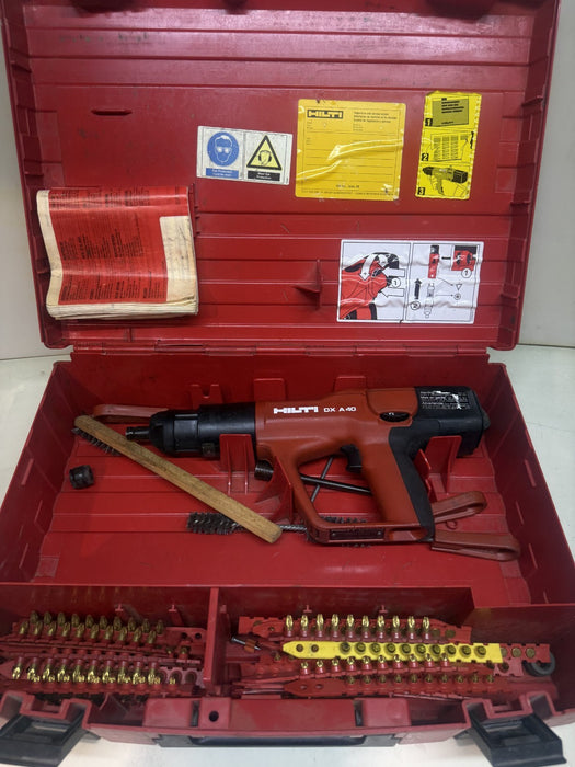 Hilti DX A40 Powder Actuated Concrete Nail Gun Case Extras Works Great