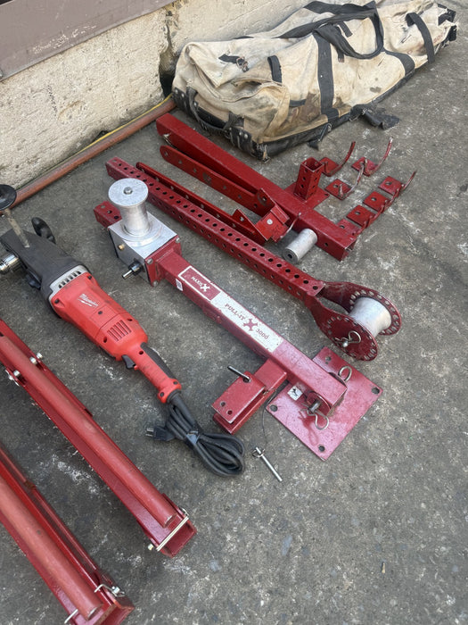 Maxis Pull-It Cable Tugger Puller 3000X  with a Pair of Stands. Works Great.