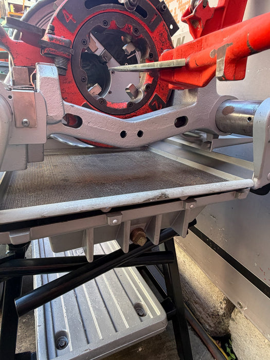 Ridgid 1224 Pipe Threading Machine - Seller Refurbished w/ 2 Dies