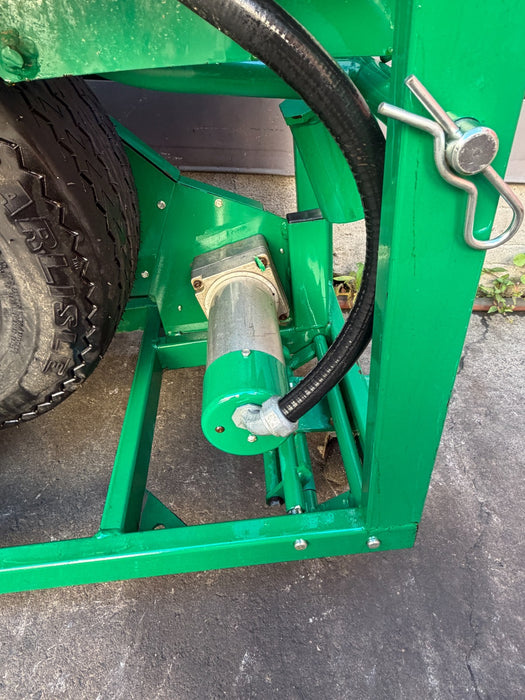 GREENLEE 6810 Ultra Feeder Electric Wire Puller - Reliable Cable Management