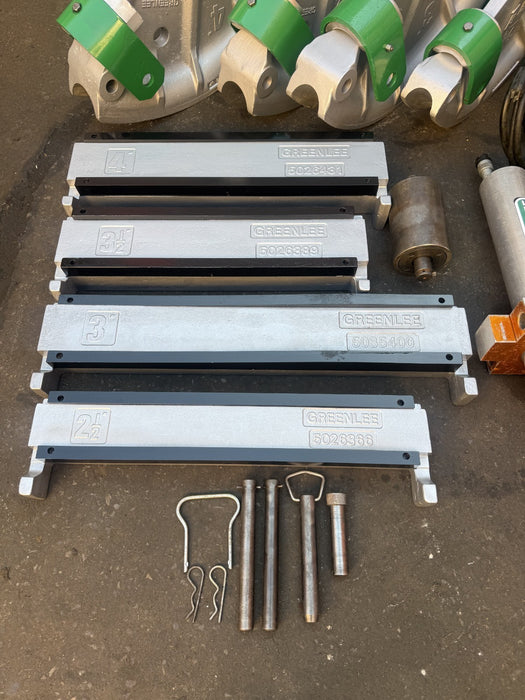 GREENLEE 881  Hydraulic Pipe Bender 2-1/2" to 4", with a 960 Pump  Great Shape!
