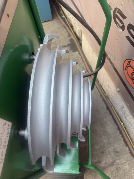Greenlee 555 SBC Speed Bender 1/2 to 2” EMT IMC Rigid Pipe.  Great Unit. #2