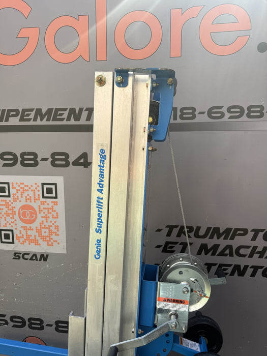 GENIE SLA-10 SUPERLIFT ADVANTAGE MATERIAL LIFT. MINT CONDITION