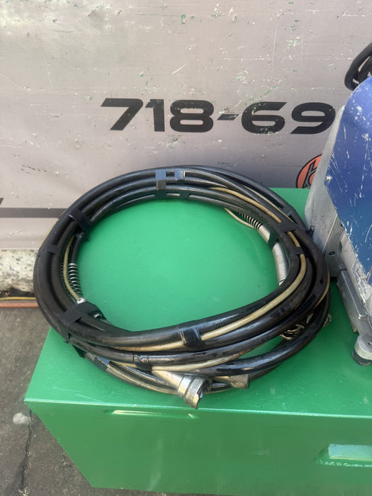 Nitto Kohki HS07-1624 Hydraulic 50 Ton Punch with HPD-05 Pump.  Works Fine.
