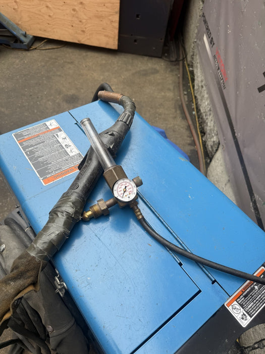 Miller Millermatic 350P Pulse Aluminum Welder with Gun.  Works Fine.