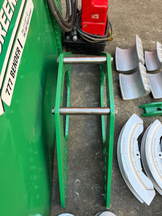 Greenlee 777 Hydraulic Pipe Bender 1-1/4"-4" Rigid w/ Electric Pump