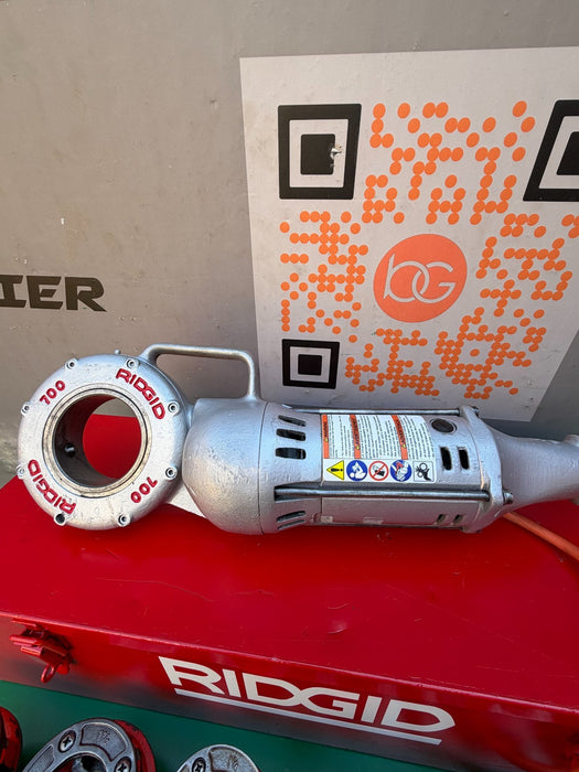 RIDGID Model 700 Power Drive Pipe Threader 12R Die Head Set 1/2-2 NPT Metal Case
