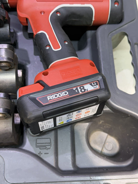 Ridgid RP210 Press Frame Press Tool W/ Battery, 5 Frames, Tool , Case Etc.  NICE