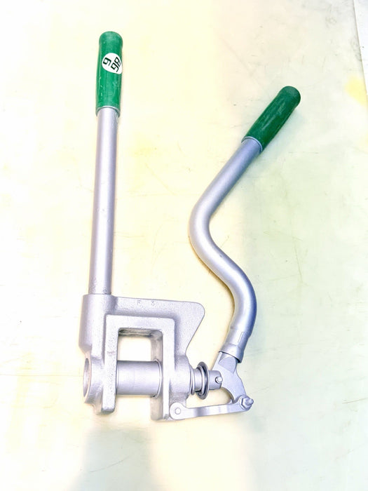 Greenlee 710 Metal Stud Punch Knockout Tool 1-11/32" Hole 1" Conduit 20 Gauge #6
