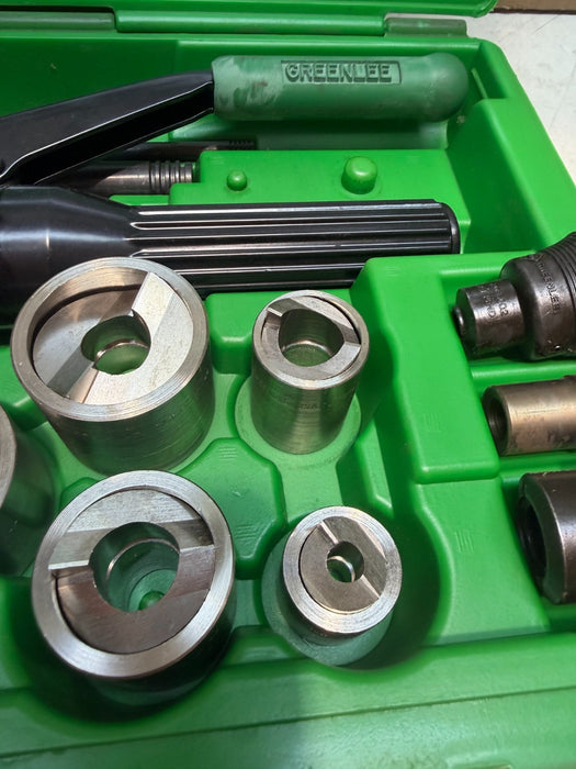 Greenlee 7907SB Hydraulic Knockout Punch Driver Kit NEW Hydraulic driver 1/2-2"