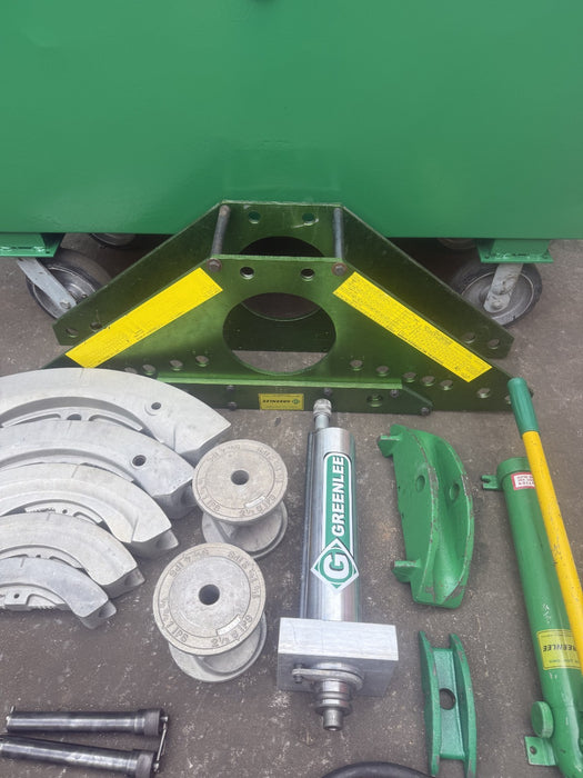 GREENLEE 883 Hydraulic Rigid IPS Bender 1-1/4 - 3" with Pump.
