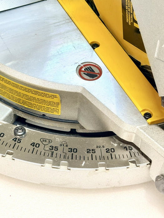 DEWALT DWS715R 12" 15 Amp Single Bevel Compound Miter Saw And Blade Mint!