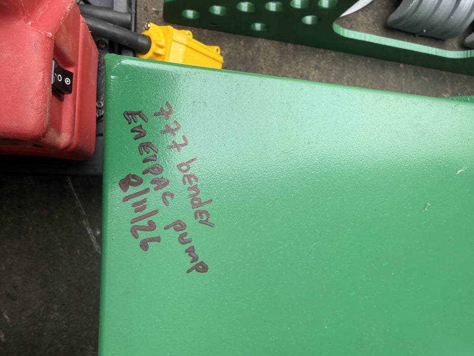 Greenlee 777  Hydraulic Conduit Pipe Bender  1-1/4" to 4" Rigid GB Enerpac Pump.