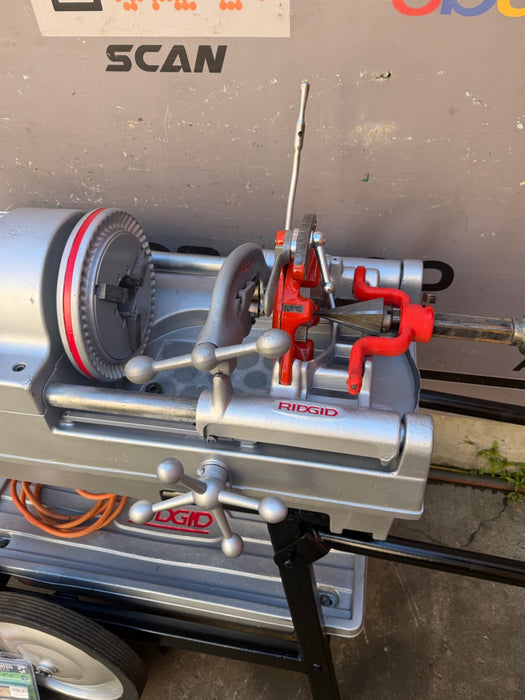 RIDGID 535 V2 Pipe Threading Machine Die and 2x teeth