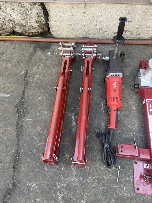Maxis Pull-It Cable Tugger Puller 3000X  with a Pair of Stands. Works Great.
