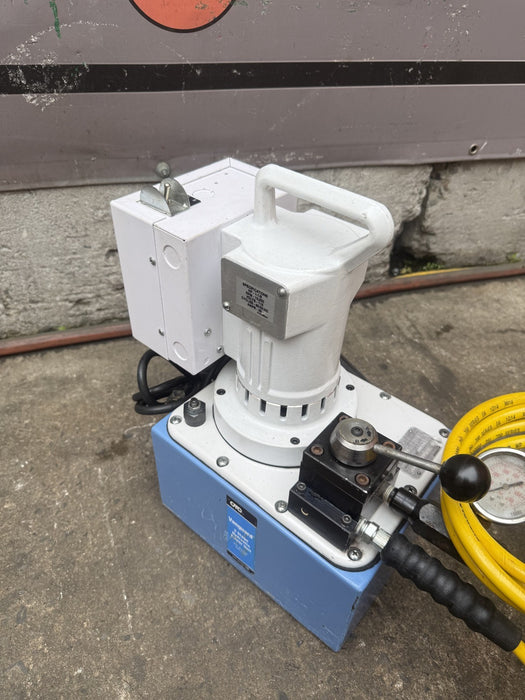 OTC 4064 Vanguard High-Pressure Two-Stage Hydraulic Power Unit, 10,000 PSI. MINT