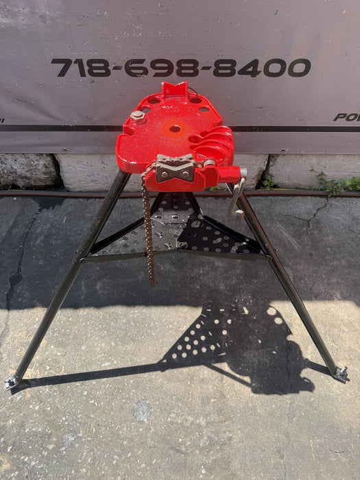 Reed R450 02306 Tripod Chain Vise Tristand Pipe Vise 5 inch Capacity Great Shape
