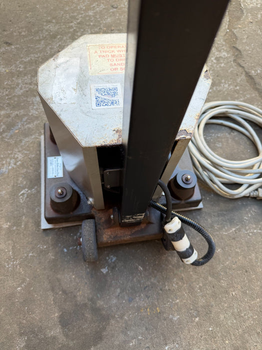 Essex Silver-Line Square Sander 1218R