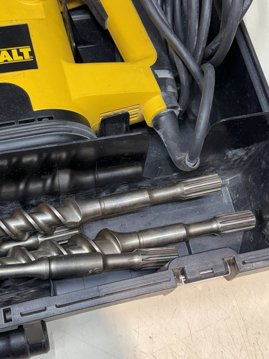DeWalt DW530 1-1/2" Rotary Hammer Drill & 5 Bits With Case Excellent Shape