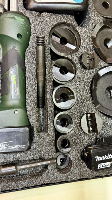 Greenlee LS100X Intelli-Punch 11-Ton Hydraulic Knockout Punch Set 1/2" - 4" #19