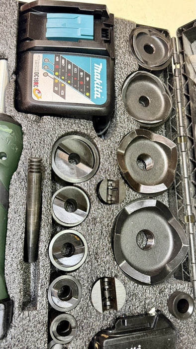 Greenlee LS100X Intelli-Punch 11-Ton Hydraulic Knockout Punch Set 1/2" - 4" #19