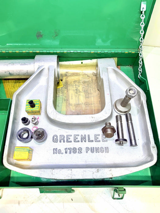 Greenlee 1732 C-Frame Knockout Punch Driver With Case & Accessories