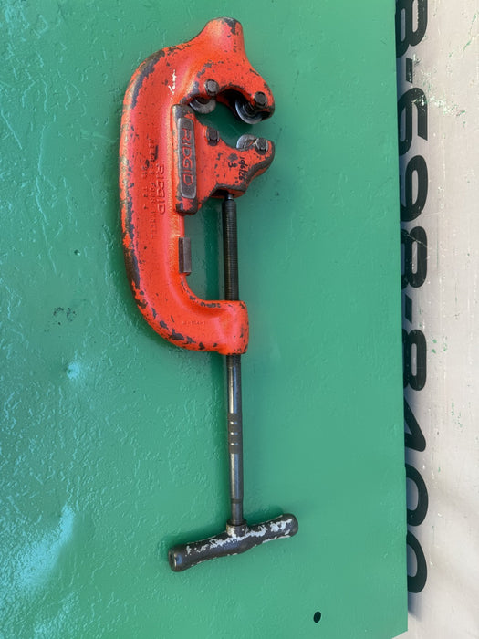Ridgid No. 44-S Heavy Duty Four Wheel 2-1/2" to 4" Pipe Cutter #3