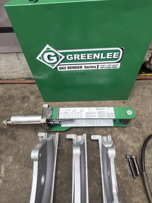 GREENLEE Bender 882 Flip Top Hydraulic Pipe Bender 1 1/4-2 EMT Conduit. NICE.