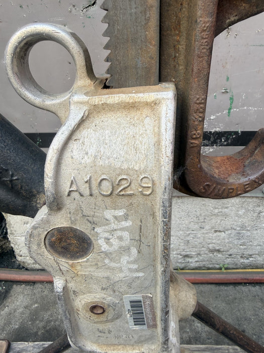 Simplex A1029 Aluminum Railroad Jacks 10 Ton Capacity Both Work Fine.