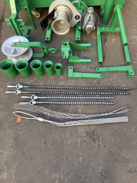 GREENLEE 640 4000 lbs Wire Cable Tugger Puller Set Box.  Works Fine. 10/15/26